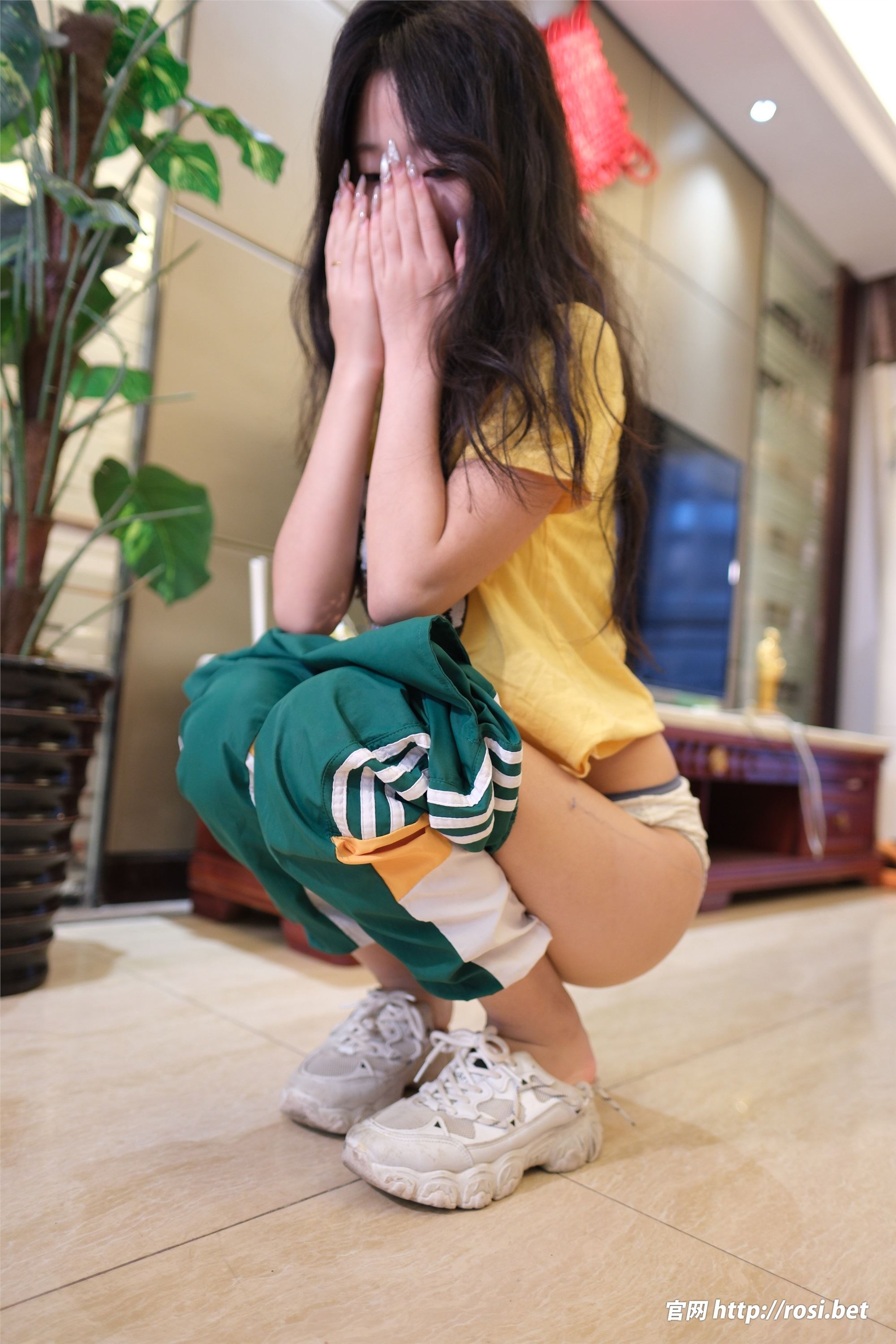 ROSI写真 2025.10.25 NO.5073